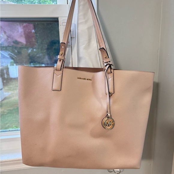 Michael Kors Pink Tote - Picture 1 of 12